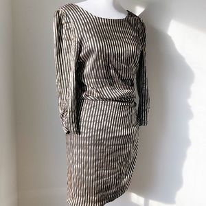 ARK & CO GOLD AND BLACK STRIPED COCKTAIL DRESS LG